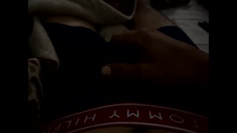 gustavolpz17 online show from May 19, 8:54 am