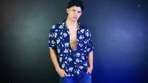 Guts online show from December 4, 12:32 am