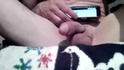 guy12857850707 online show from September 29, 6:31 pm