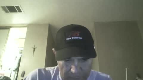 guy8inches4u online show from September 20, 7:22 am