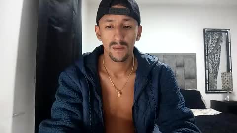 karim online show from January 7, 7:13 am