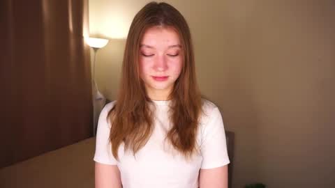 Molly online show from May 6, 4:29 am