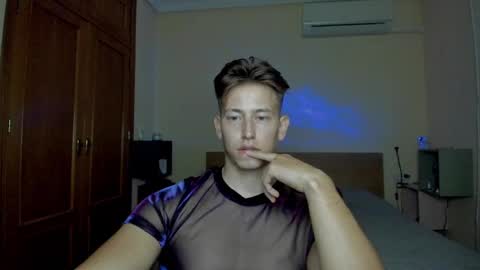 Oliver online show from March 10, 9:51 pm