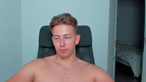 Oliver online show from October 2, 11:03 pm