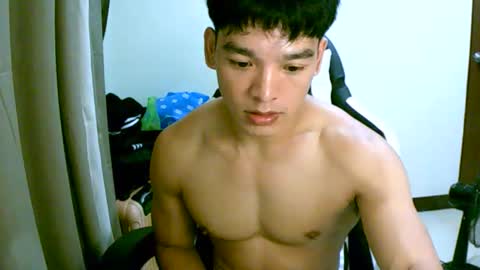 AJ online show from April 11, 2:54 pm