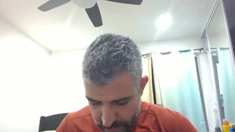 h0nest84 online show from October 2, 1:37 am