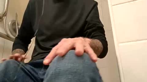 h333th3nz online show from February 27, 4:38 am