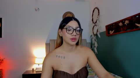 Paulina  online show from June 6, 4:18 am