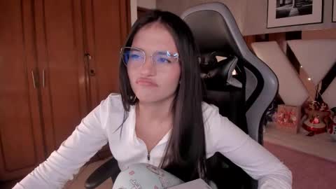 haathorx online show from December 14, 10:27 pm