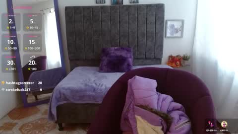 Snapshot of hadde01 chatting on October 15, 1:56 pm Hadde online show from October 15, 1:56 pm