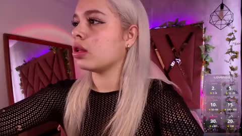 Haely online show from September 10, 1:34 pm