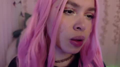 Haely online show from May 21, 1:12 am