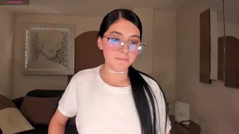 Hailey online show from December 1, 3:54 pm