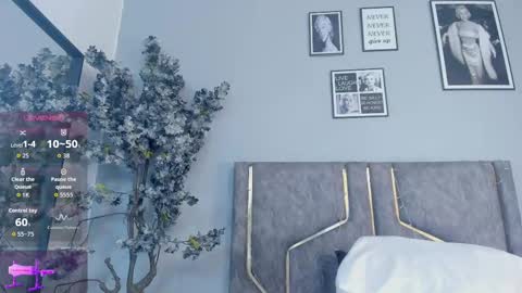 haileystonei online show from September 26, 12:02 pm