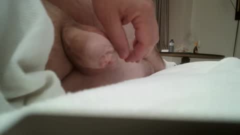 Snapshot of hailhail2 chatting on October 1, 2:43 am share9 online show from October 1, 2:43 am