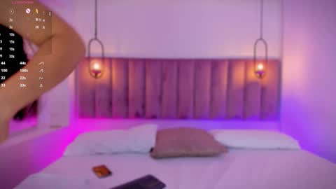 Snapshot of haily_b chatting on October 4, 8:06 pm Haily online show from October 4, 8:06 pm