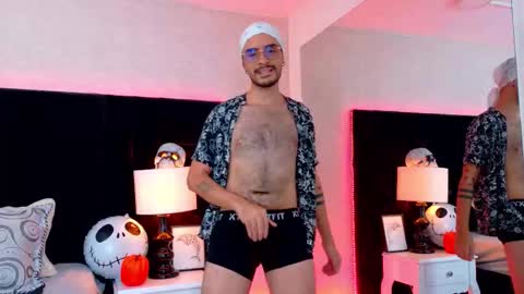 H A I R Y D I A M O N D online show from October 16, 4:45 am