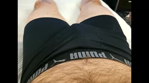 hairyc0ck6982 online show from January 13, 10:45 pm