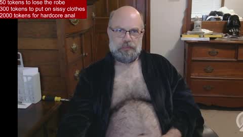 HairyDaddyBear69 online show from April 4, 11:39 am