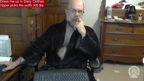 HairyDaddyBear69 online show from February 15, 1:32 pm
