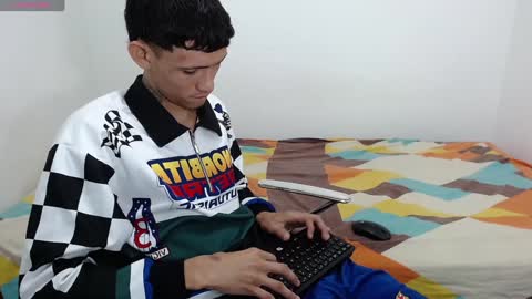 halan_demon online show from February 3, 1:52 am