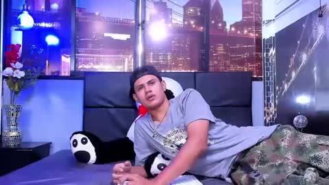 haliz_and_apolo online show from December 13, 12:28 pm