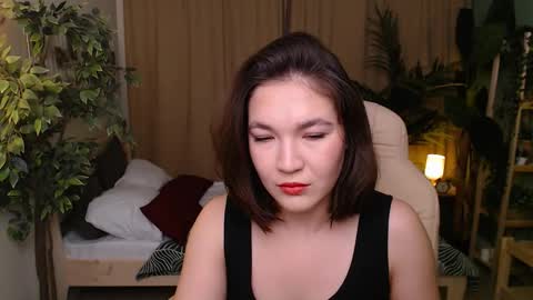 Mary online show from November 11, 2:08 pm