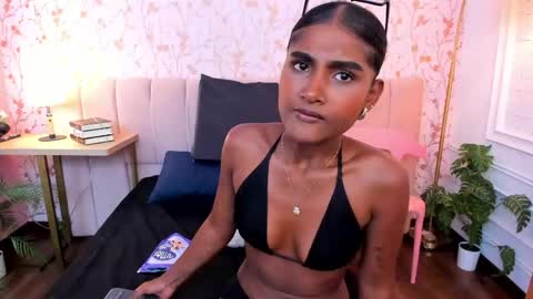 Halley Lorens online show from May 30, 7:23 pm