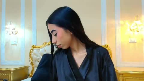 Hallie Stone online show from April 4, 12:01 pm