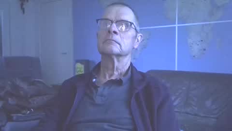 Prefer men 80 online show from October 23, 3:24 pm