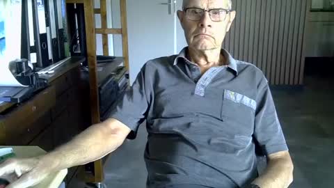 Prefer men 80 online show from July 11, 9:01 am