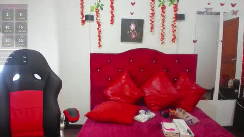 Hana Garcia online show from October 7, 8:38 pm