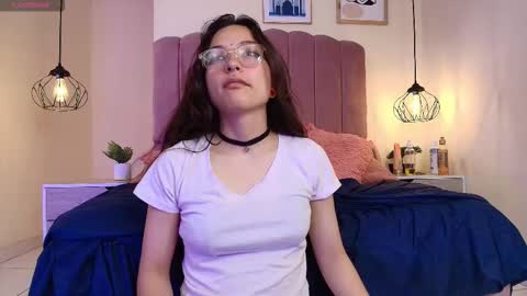 hanabie_ online show from February 8, 3:54 am