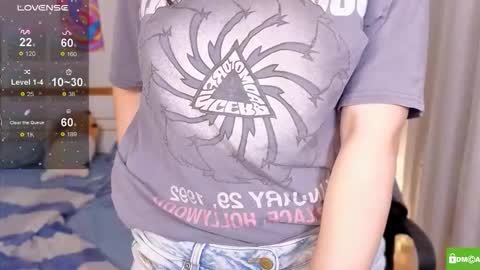 hanahwoods online show from November 15, 12:56 am