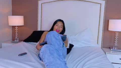 Hanna online show from April 15, 7:58 pm