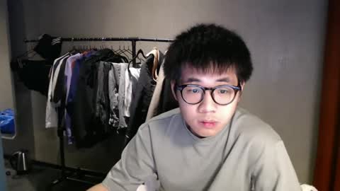 handsome_mannn online show from February 28, 9:55 pm