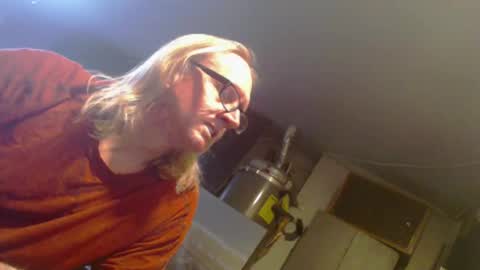 Handystudman online show from February 20, 7:12 am