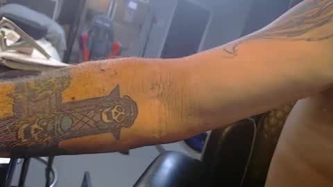 handystud33 online show from October 4, 10:24 am