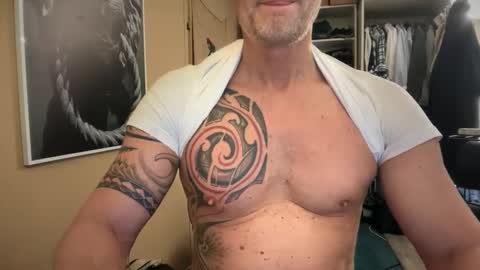 hanky online show from January 28, 1:38 pm