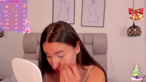 hanna__evans_ online show from November 27, 12:24 pm