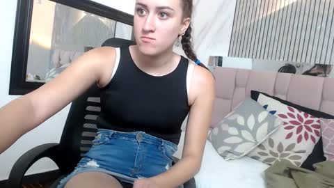 Hanna Palmer online show from February 6, 3:26 pm