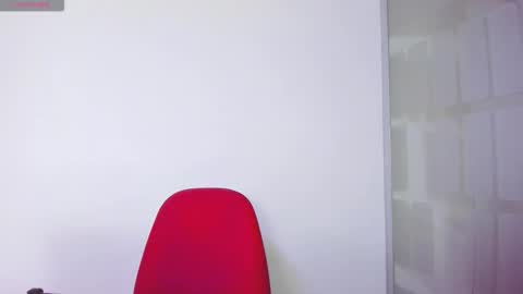 Sara online show from February 1, 1:52 pm