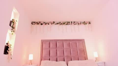  im Hanna online show from November 29, 7:38 am