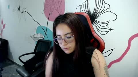 mara online show from July 14, 9:31 pm