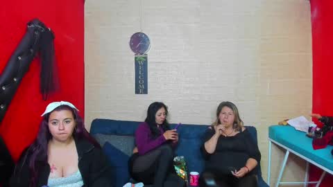 Snapshot of hanna_mature01 chatting on September 22, 12:15 am Hanna online show from September 22, 12:15 am