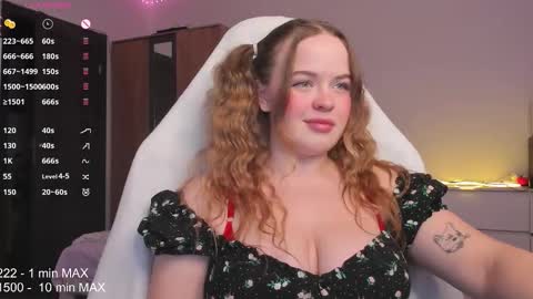 Snapshot of hanna_montanas chatting on October 14, 7:28 pm hanna montanas online show from October 14, 7:28 pm