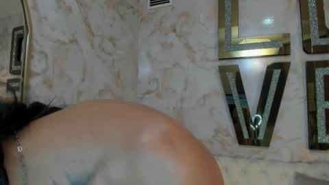 EVA online show from December 22, 10:11 am