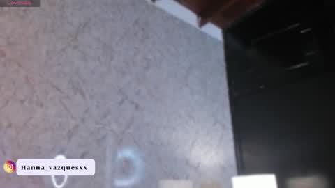 Hanna  online show from April 16, 9:04 pm