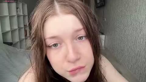 hanna_webber online show from June 15, 11:24 am