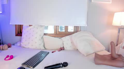 Snapshot of hannaasweet chatting on March 12, 9:03 pm Hannaa online show from March 12, 9:03 pm